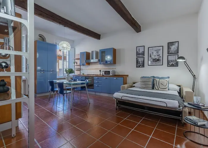 Guesthost - A 2 Min Dal Museo Della Cattedrale San Apartament *